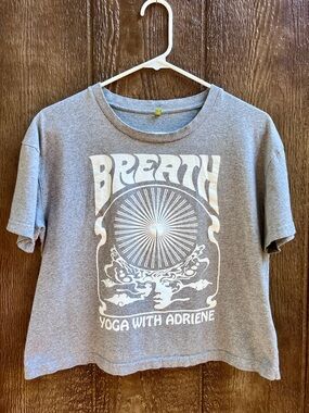 Yoga With Adriene "Breath" Cropped Gray T-shirt, Size 8